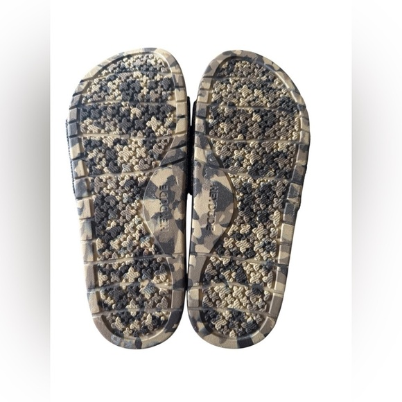 HEY DUDE MEN\'S PHOENIX SOX CAMOUFLAGE SLIDES main image 8